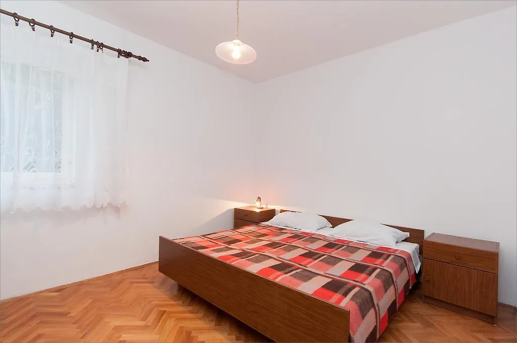 Maslinov Hlad Apartment Barbat na Rabu